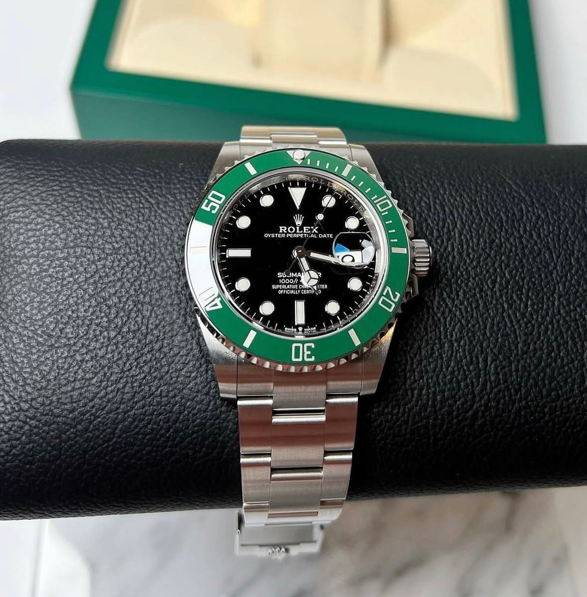Rolex Submariner Date 126610LV – Green Ceramic Bezel