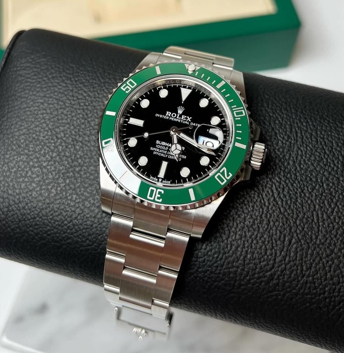 Rolex Submariner Date 126610LV – Green Ceramic Bezel