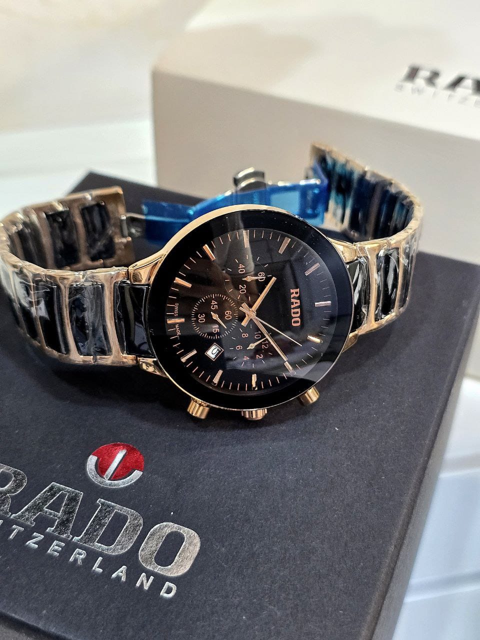 Rado Centrix Chronograph in black with gold